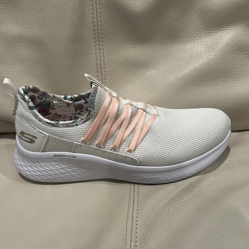 Skechers Women's White and Pink Sneakers - Picture 2 of 4